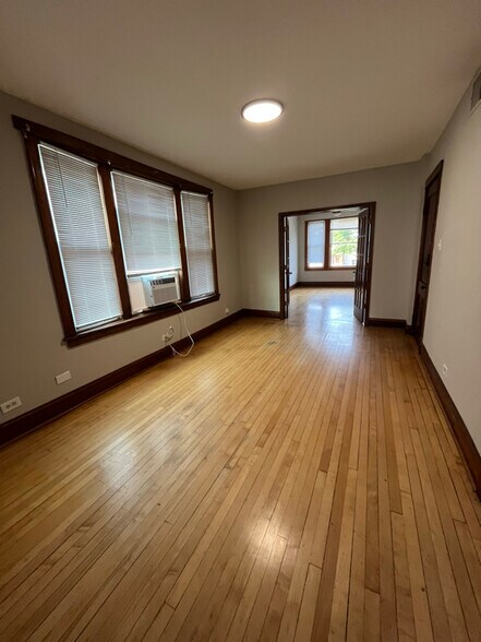Building Photo - 3641 S Honore St