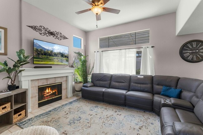 Building Photo - 958 Stratford Way