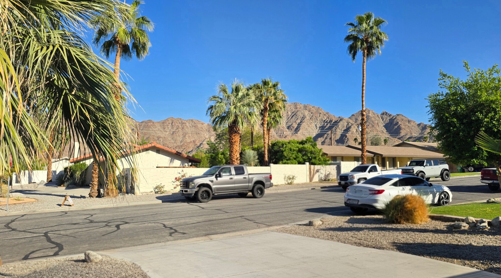 Building Photo - 53755 Avenida Diaz