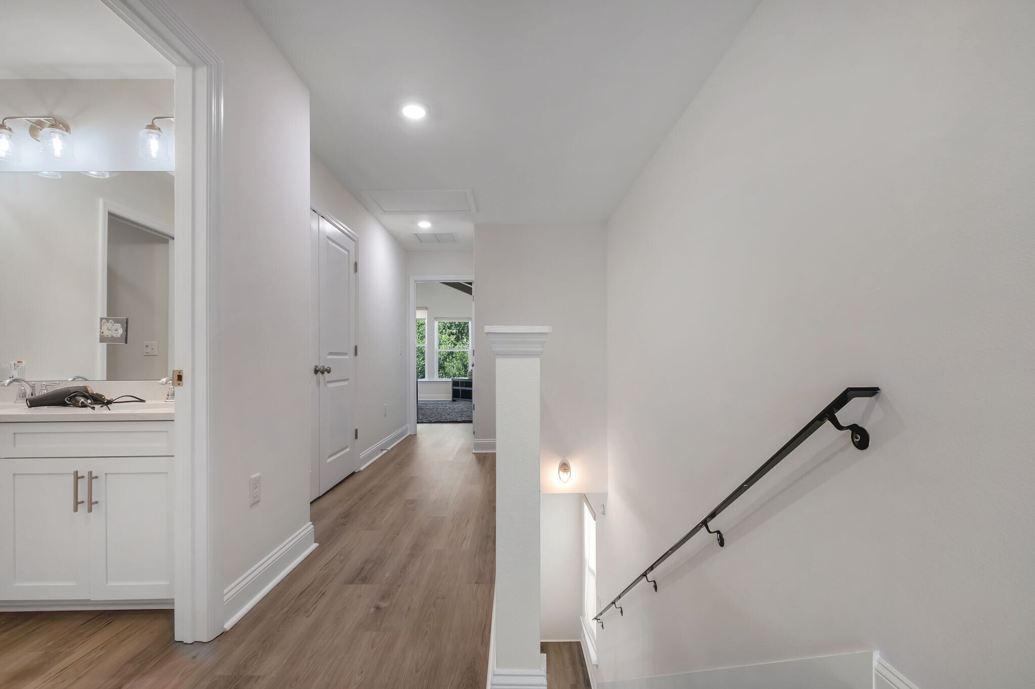 Building Photo - 458 Grand Oaks Rd