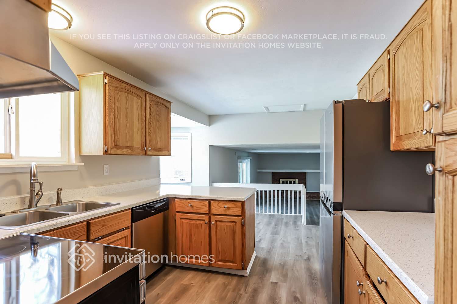 Building Photo - 14499 E Wesley Ave