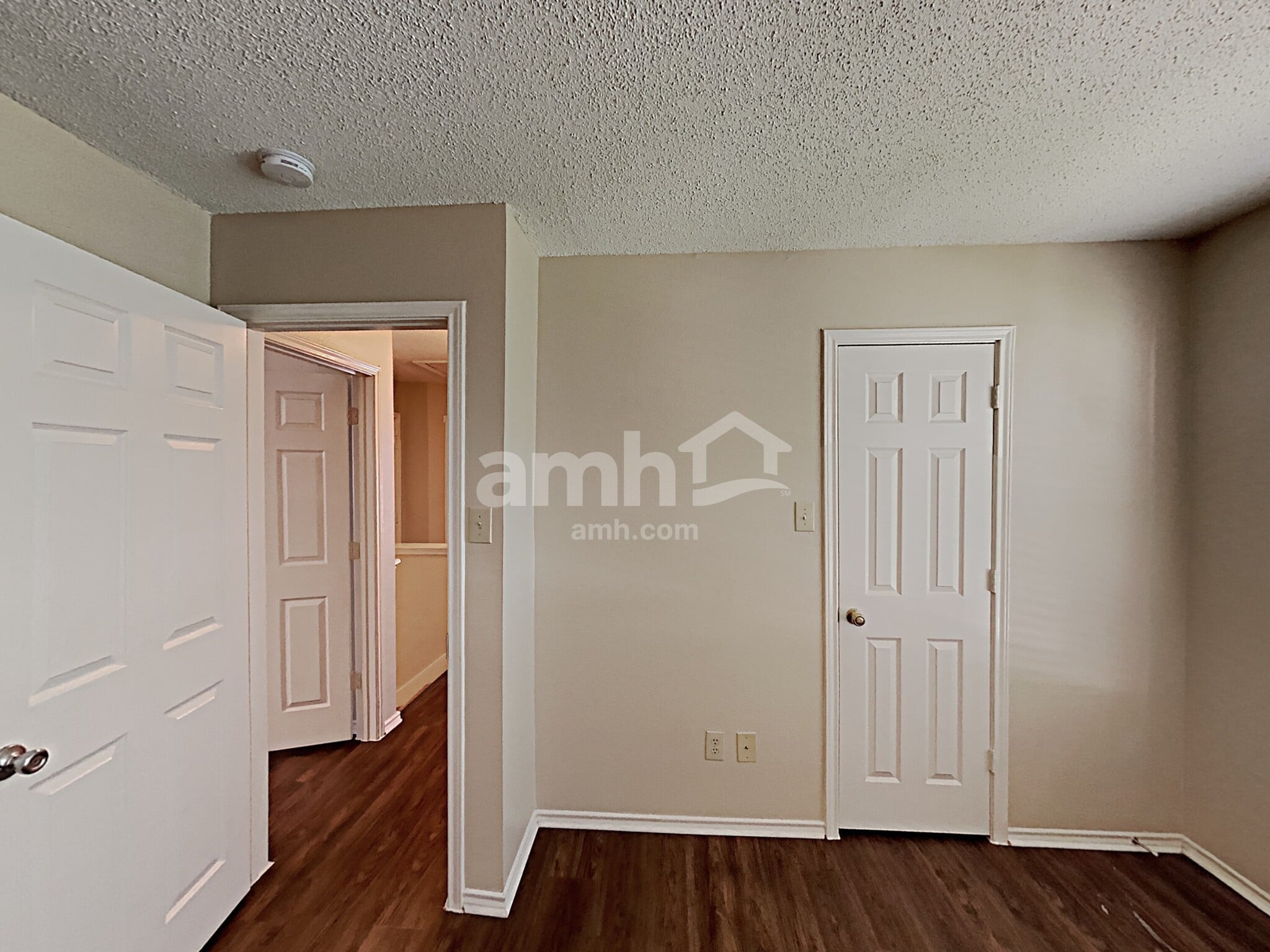 Building Photo - 8319 Tavern Pt