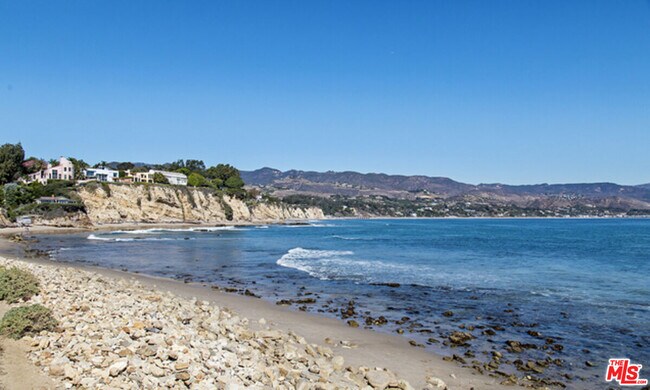 Building Photo - 29221 Heathercliff Rd