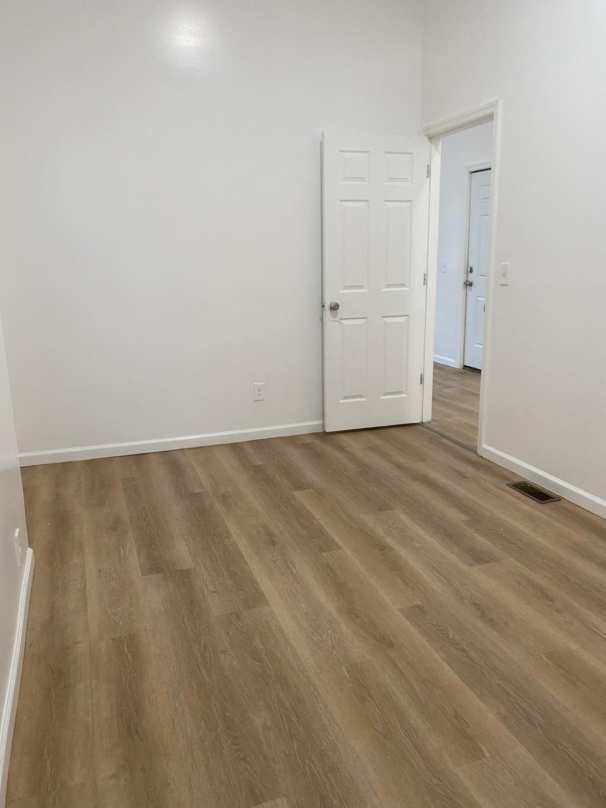 Building Photo - 244 E Hanover St