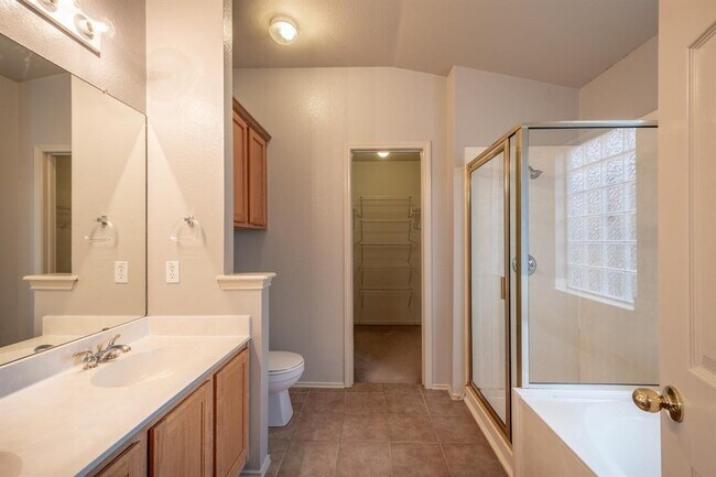 Building Photo - 15509 Miss Adrienne's Path