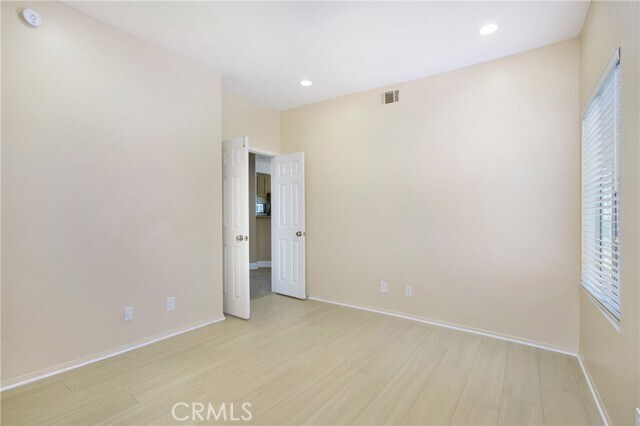 Building Photo - 26711 Laurel Crest Dr