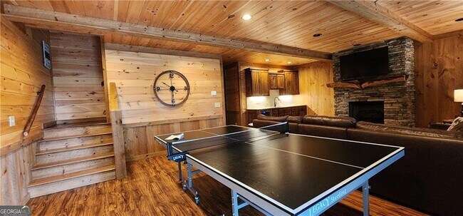 Building Photo - 101 Hothouse Dr