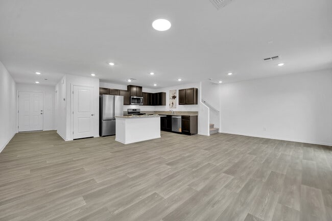 Building Photo - 6050 Swift Lariat St