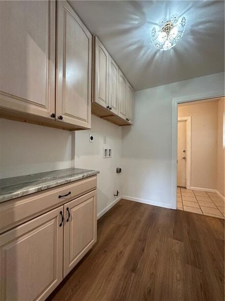 Building Photo - 773 Bocage Ln