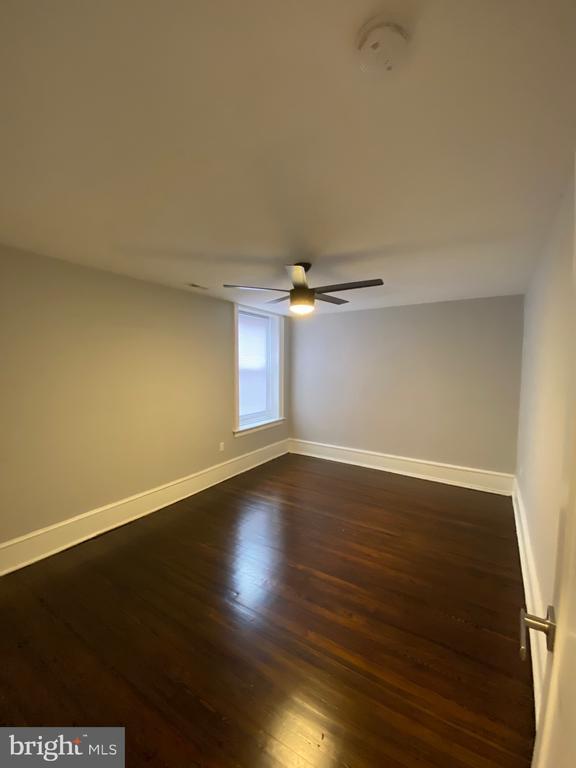 Building Photo - 530 King St