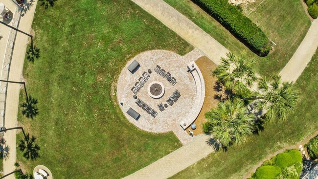 Building Photo - 778 Scenic Gulf Dr