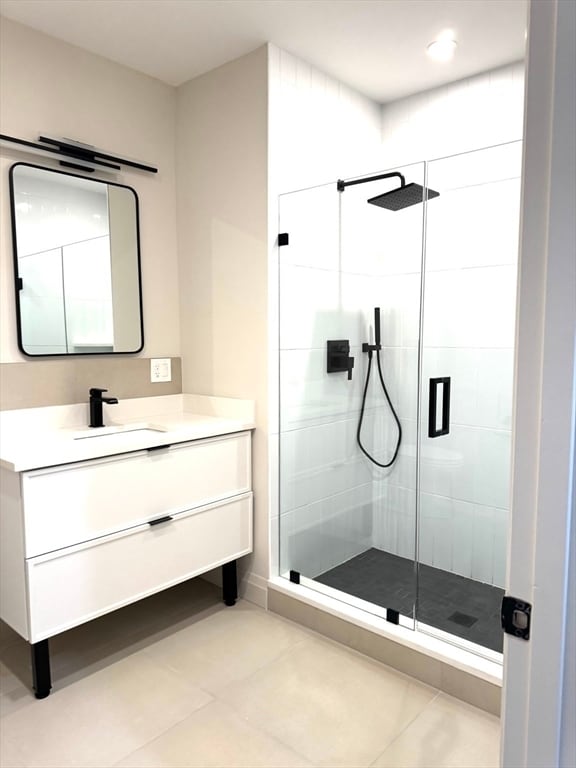 Building Photo - 100 Lincoln St