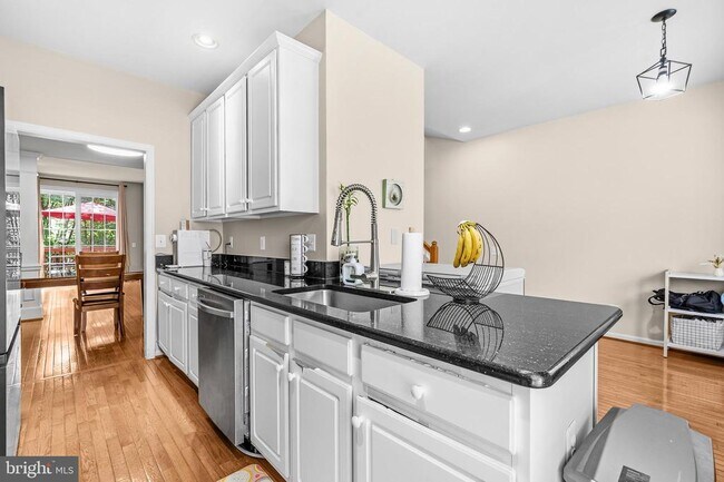 Building Photo - 13967 Gill Brook Ln