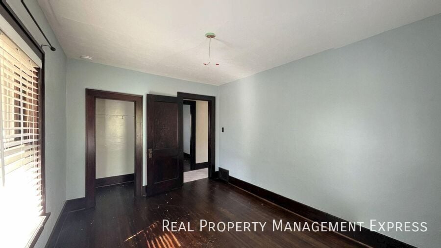 Building Photo - 3 Bedroom 1 Bathroom Home For Rent In Sioux Falls