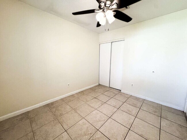 Building Photo - "Charming 2-Bedroom Oasis in Yuma with Mod...