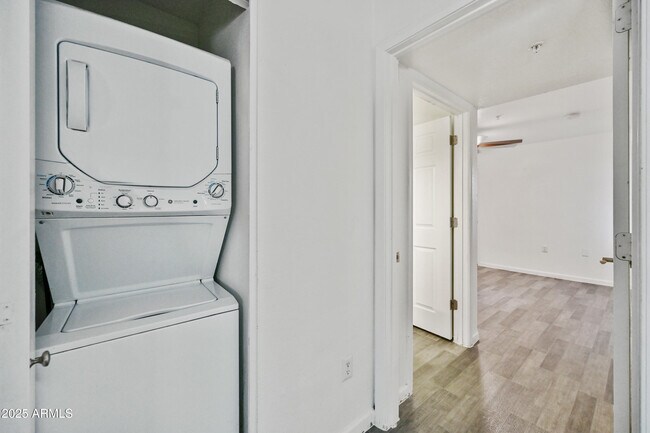 Building Photo - 3065 N 67th Ave