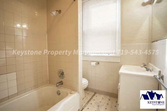 Building Photo - Ground Level, One Bedroom Apartment with A...