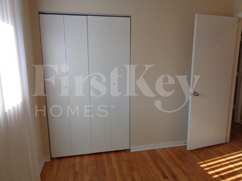 Building Photo - 14812 Ellis Ave