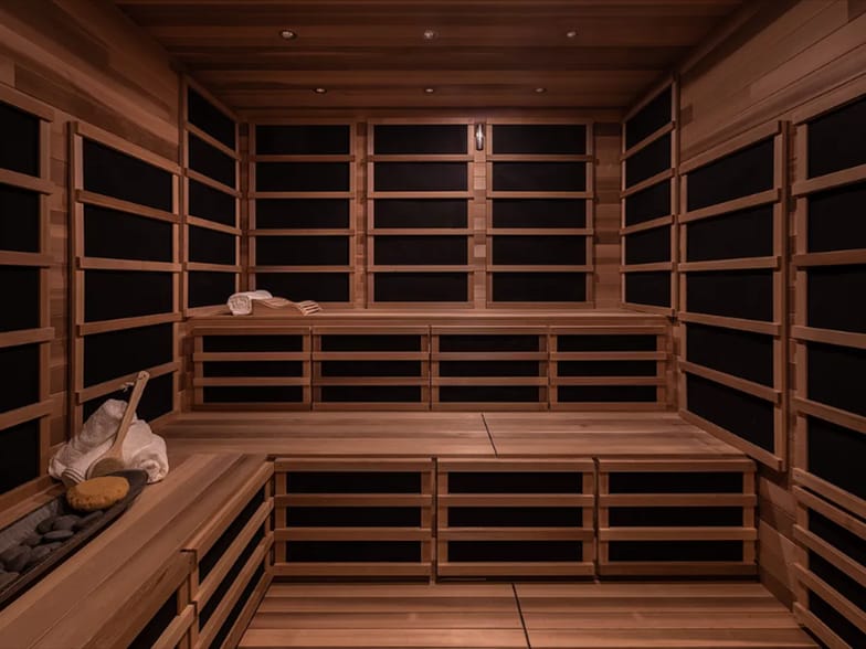 Building Photo - 400 W 61st St