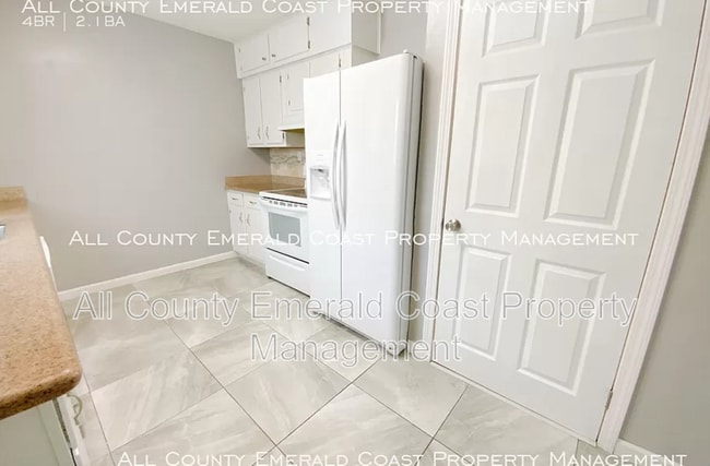 Building Photo - 521 Marlowe Dr