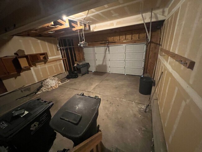 Building Photo - Stunning Home for Rent in Littleton - License #2024-BFN-0001484