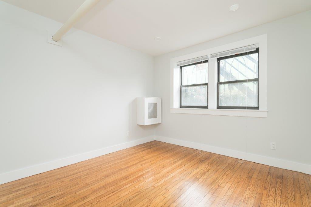 Building Photo - 115 Highland Ave