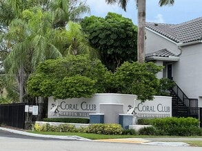 Building Photo - 15067 SW 103rd Terrace