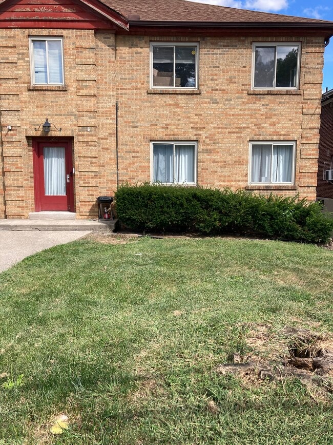 Building Photo - 3366 Wunder Ave