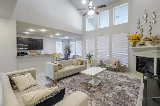Building Photo - 4519 Hronas Dr