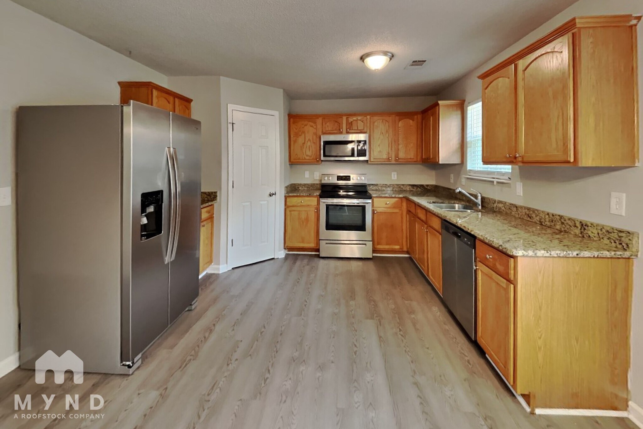 Building Photo - 6132 Hickory Ln Dr