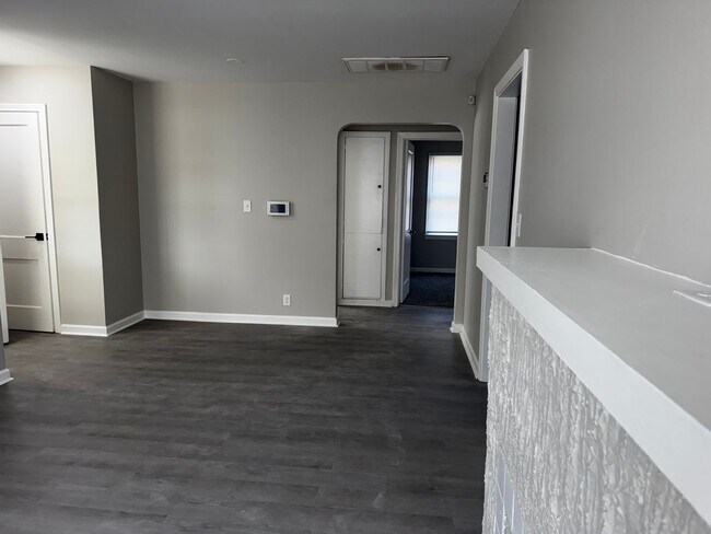 Building Photo - 2143 S Wichita St