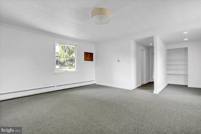 Building Photo - 233 Hetrick Rd