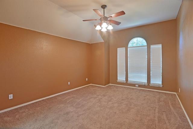 Building Photo - 1073 Red Hawk Dr