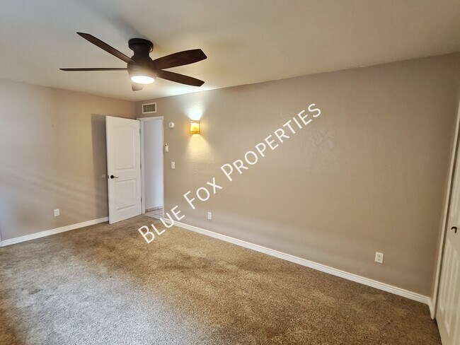 Building Photo - 9742 E Cannon Pl