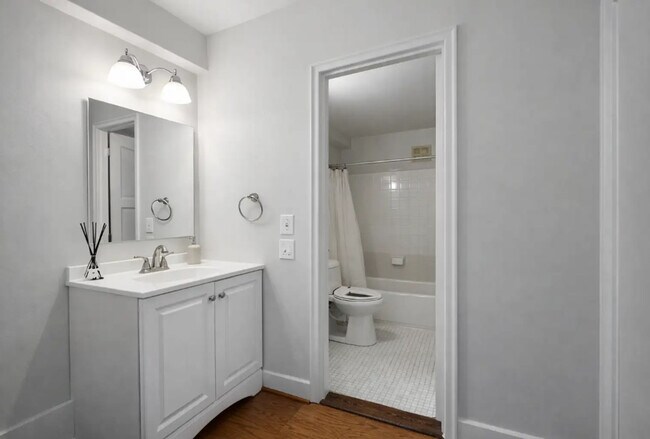 Building Photo - 2130 N St NW