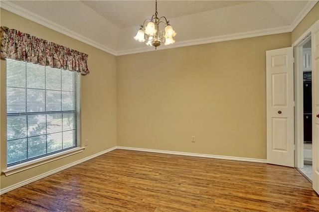Building Photo - 5705 Royal Club Dr