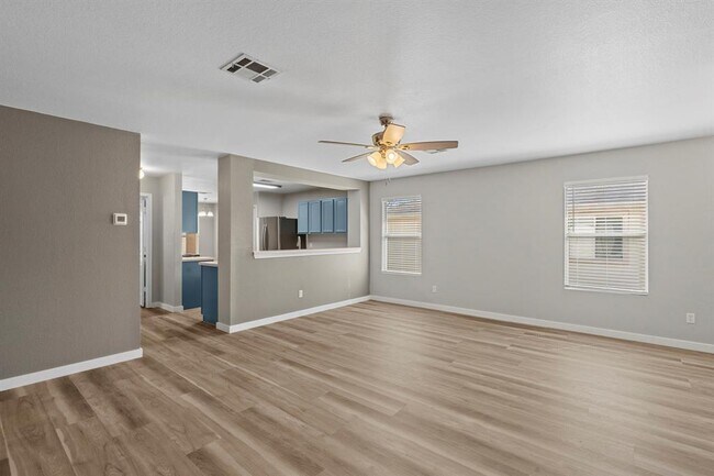 Building Photo - 164 Pearl Lake Dr