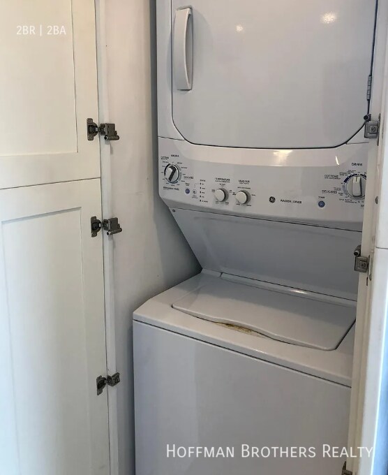 Building Photo - 18203 Coastline Dr