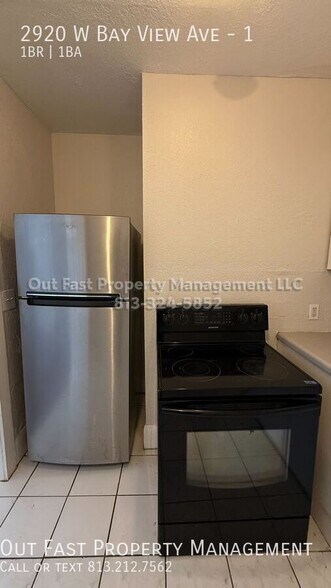 Building Photo - 2920 W Bay View Ave