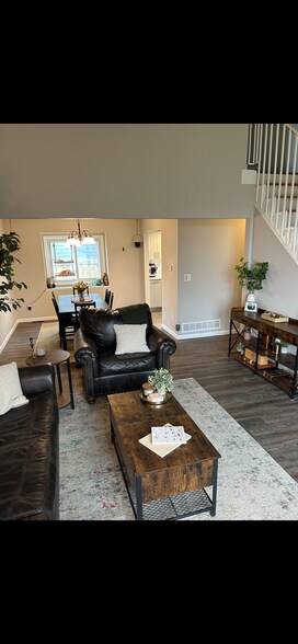 Building Photo - 3347 S Halifax Way