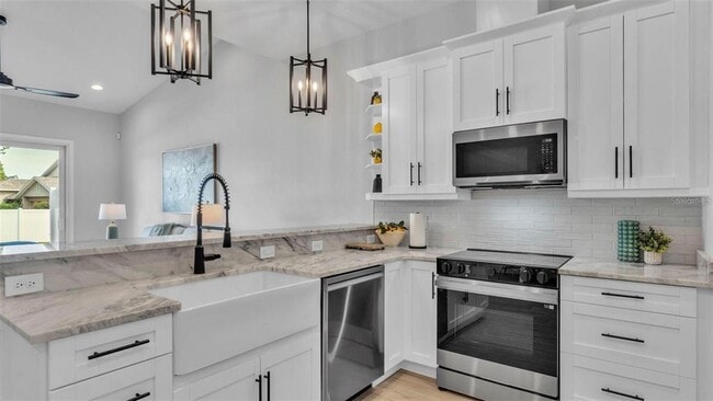 Building Photo - 1165 Windjammer Dr