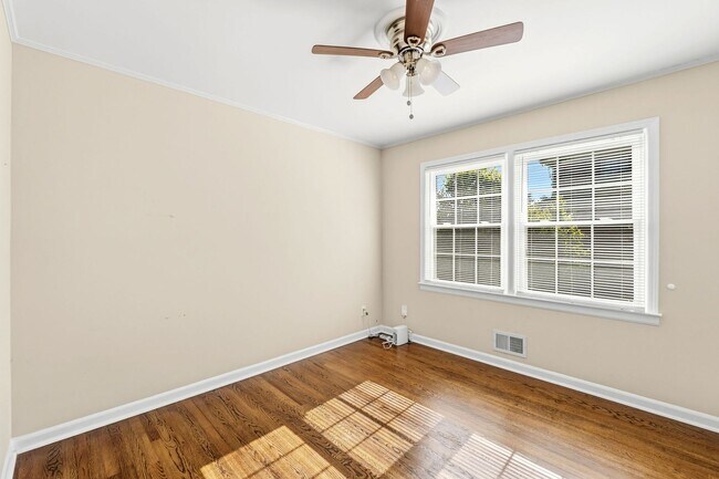 Building Photo - 311 Gardners Mill Ct