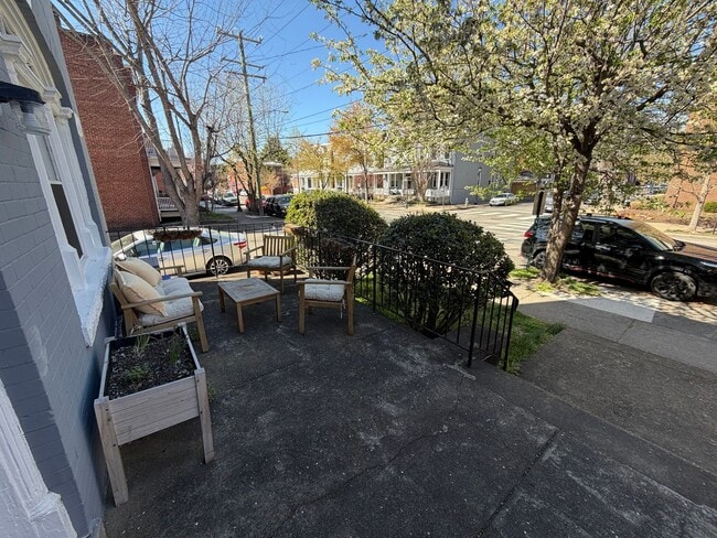 Building Photo - 2627 Floyd Ave