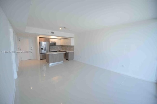 Building Photo - 5252 NW 85th Ave