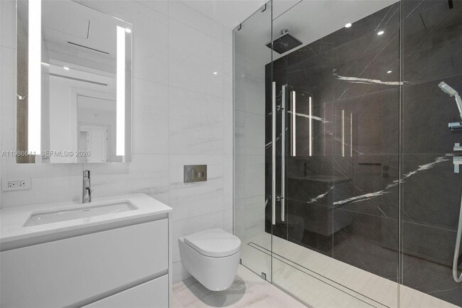 Building Photo - 300 Biscayne Blvd Way