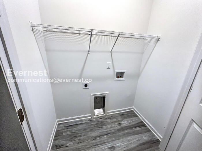 Building Photo - 821 Key St