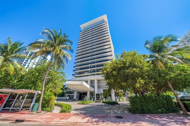 Building Photo - 5875 Collins Ave
