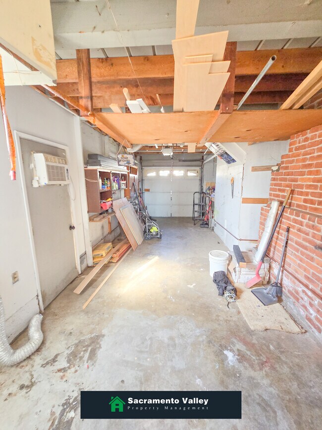 Building Photo - 5714 Georgia Dr