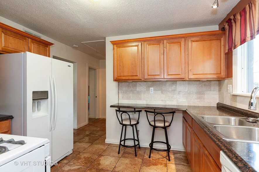 Building Photo - 804 Tomahawk Trail