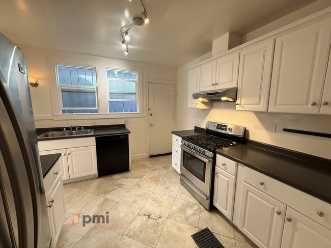 Building Photo - 2 Bd / 1 Ba Hillside Castle with Parking, Yard & Scenic Views